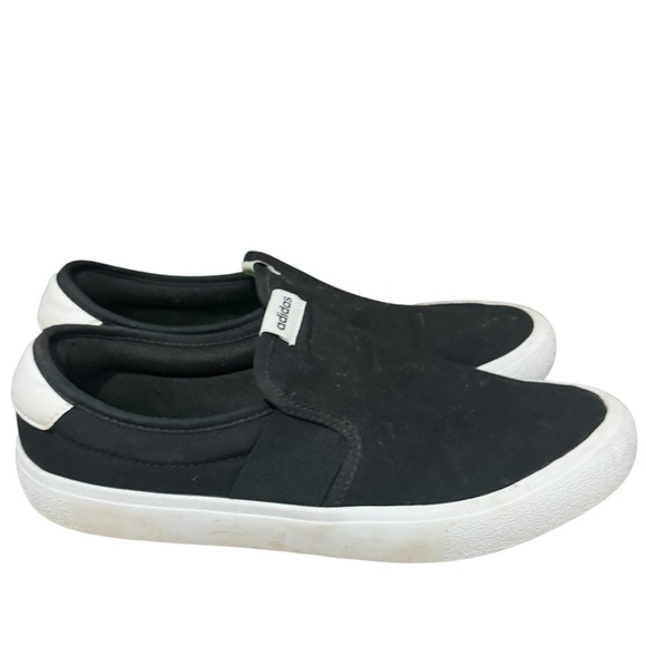 Adidas Black and White Slip-On Shoes comfortable athleisure sneakers - Picture 2 of 9